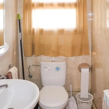 Three-bedroom Holiday In Prázdninový dům